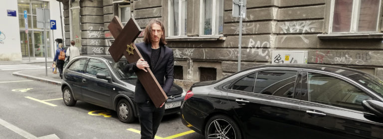 Epoha Portal Vera Fischer Križ pomirenja