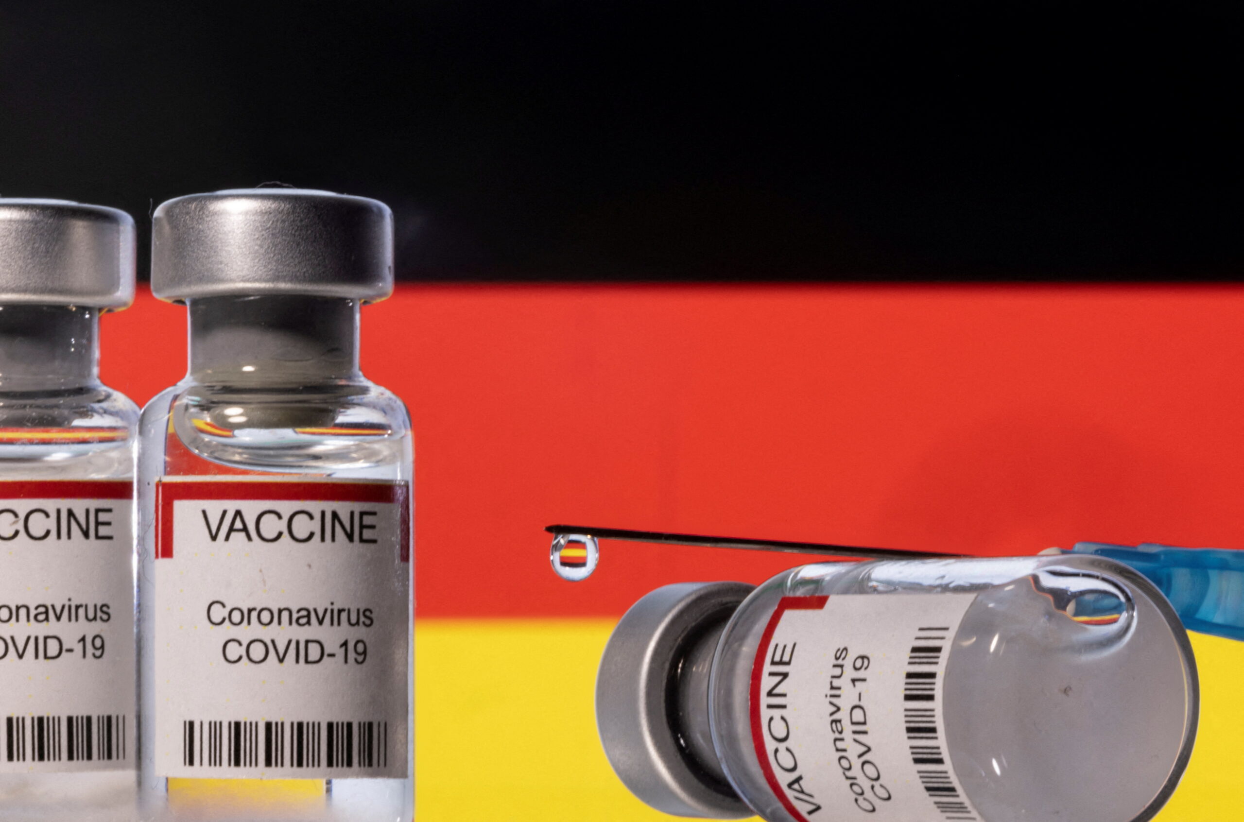 Read more about the article Njemačka dodatno zaoštrava mjere: Oni koji ne prime tri doze cjepiva ostaju bez plaća