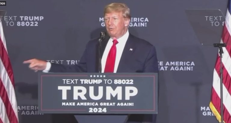 Epoha Portal Trump ismijava Bidena